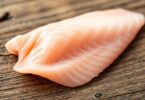 can dogs eat salmon fish skin